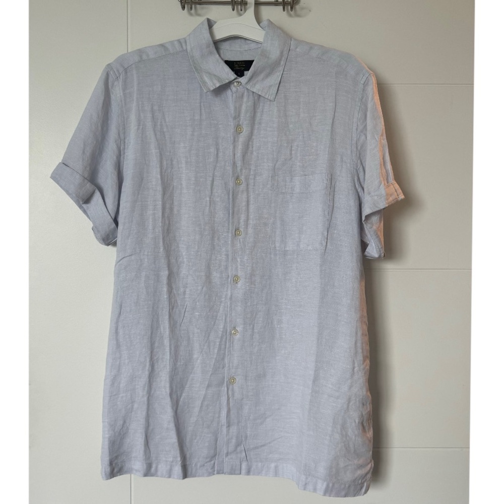NWT LIGHT BLUE LINEN CLUB ROOM SHIRT (LARGE)